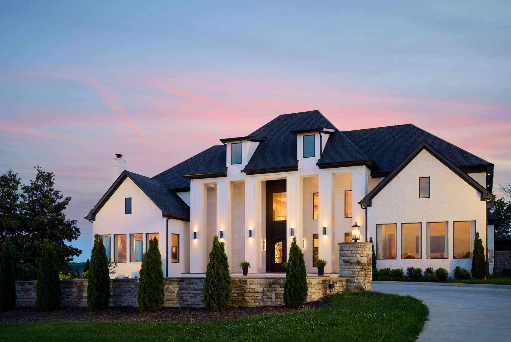 4.38 Acres of Land with Home for Sale in Franklin, Tennessee
