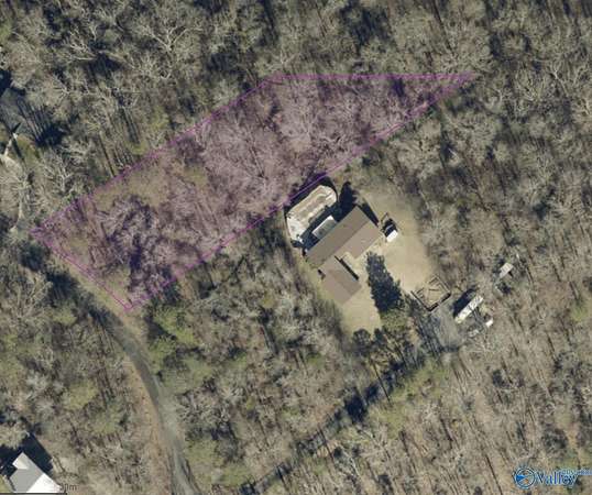 1.55 Acres of Land for Sale in Scottsboro, Alabama
