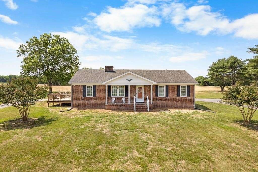 2 Acres of Land with Home for Sale in Warsaw, Virginia
