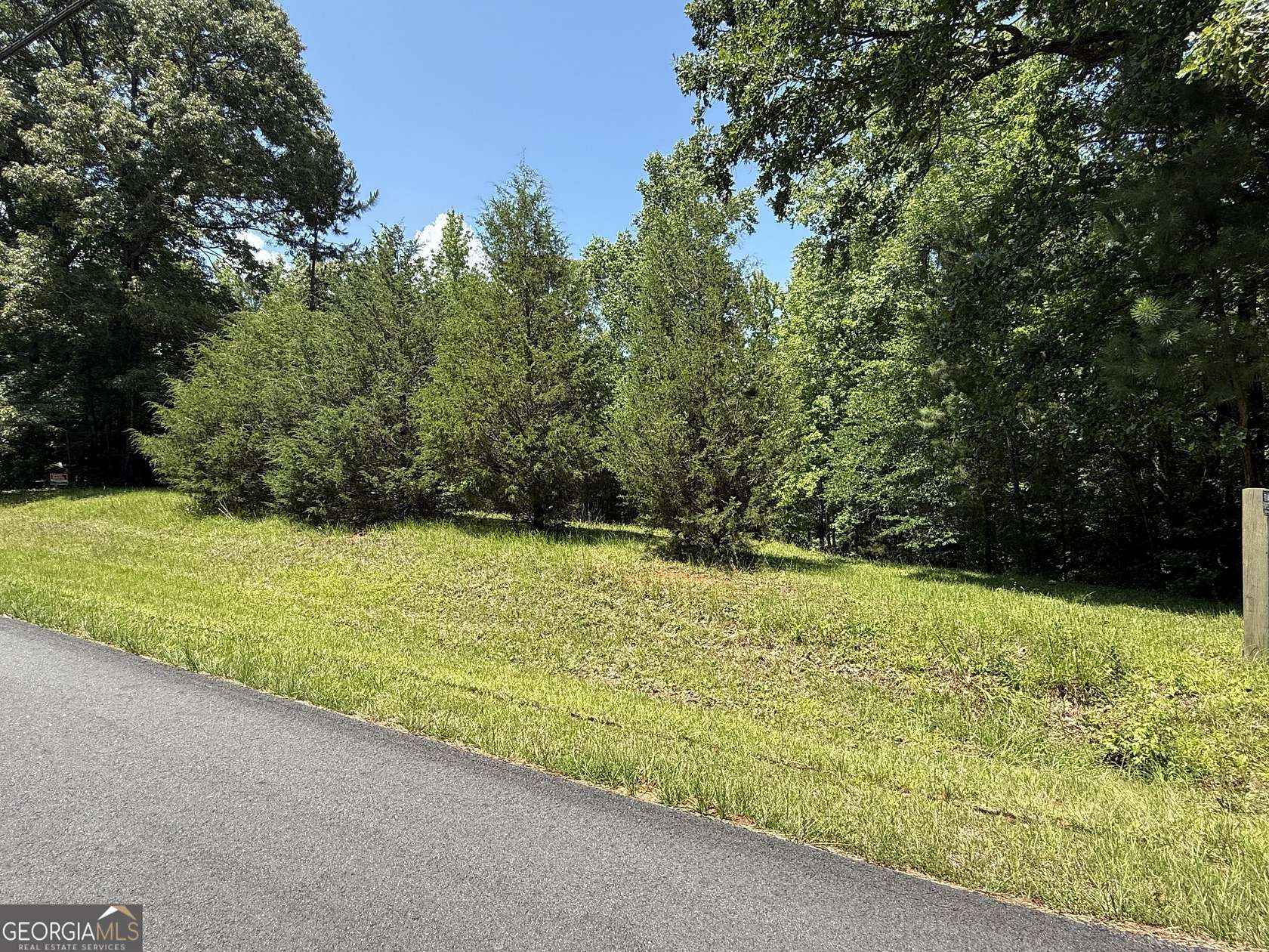 11.2 Acres of Land for Sale in Hogansville, Georgia