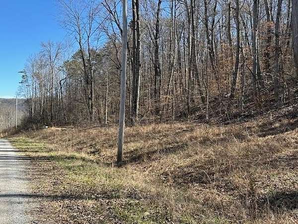 5 Acres of Residential Land for Sale in Jamestown, Tennessee