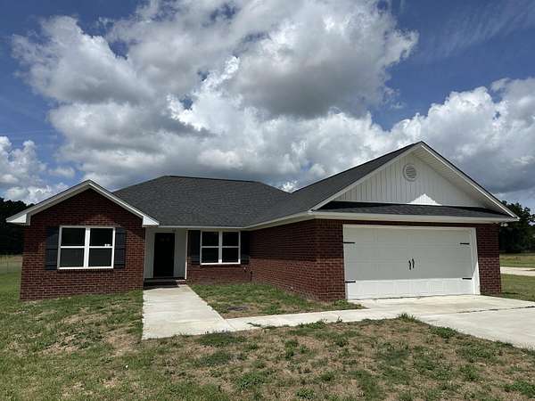 1.5 Acres of Land with Home for Sale in Sumter, South Carolina