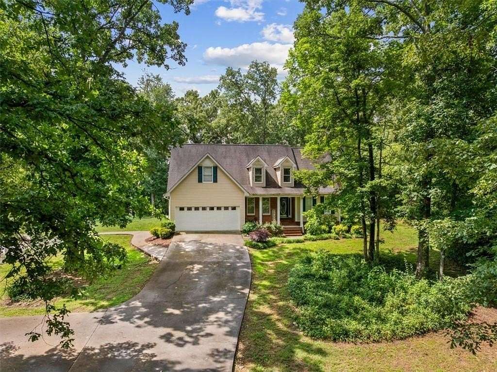 1.7 Acres of Land with Home for Sale in Calhoun, Georgia