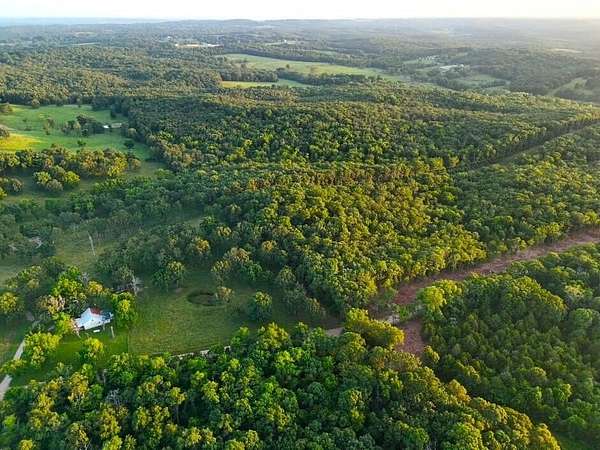 10 Acres of Recreational & Residential Land for Sale in Mansfield, Missouri