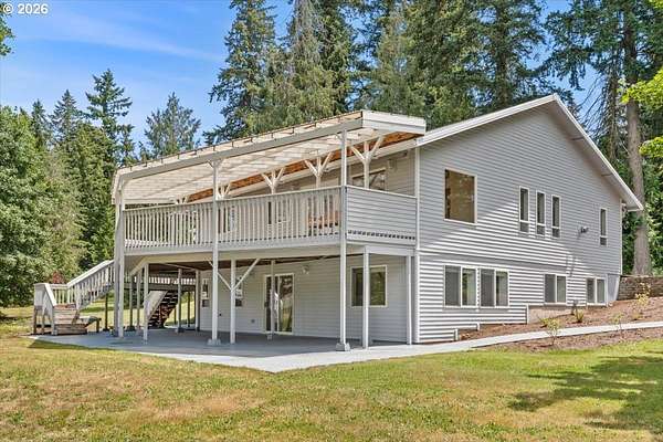 5 Acres of Land with Home for Sale in Colton, Oregon