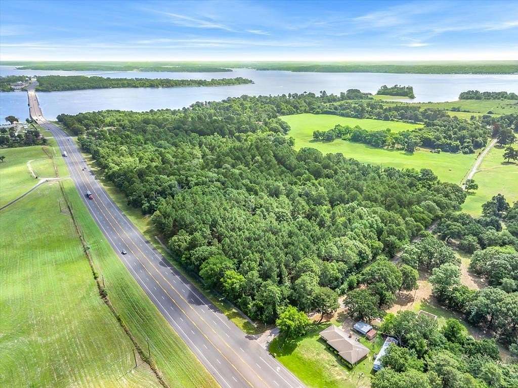 26.7 Acres of Land for Sale in Frankston, Texas