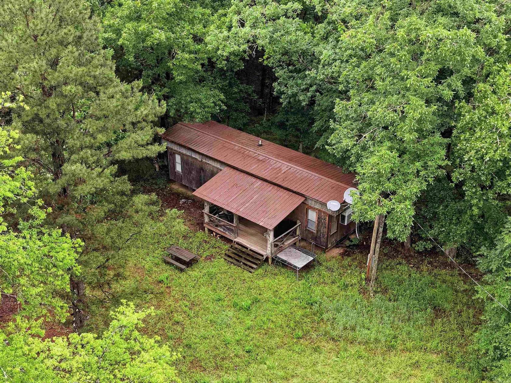 20 Acres of Recreational Land with Home for Sale in Plainview, Arkansas