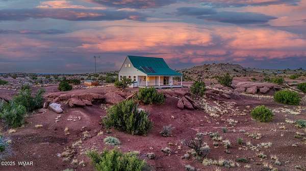 82 Acres of Recreational Land with Home for Sale in St. Johns, Arizona