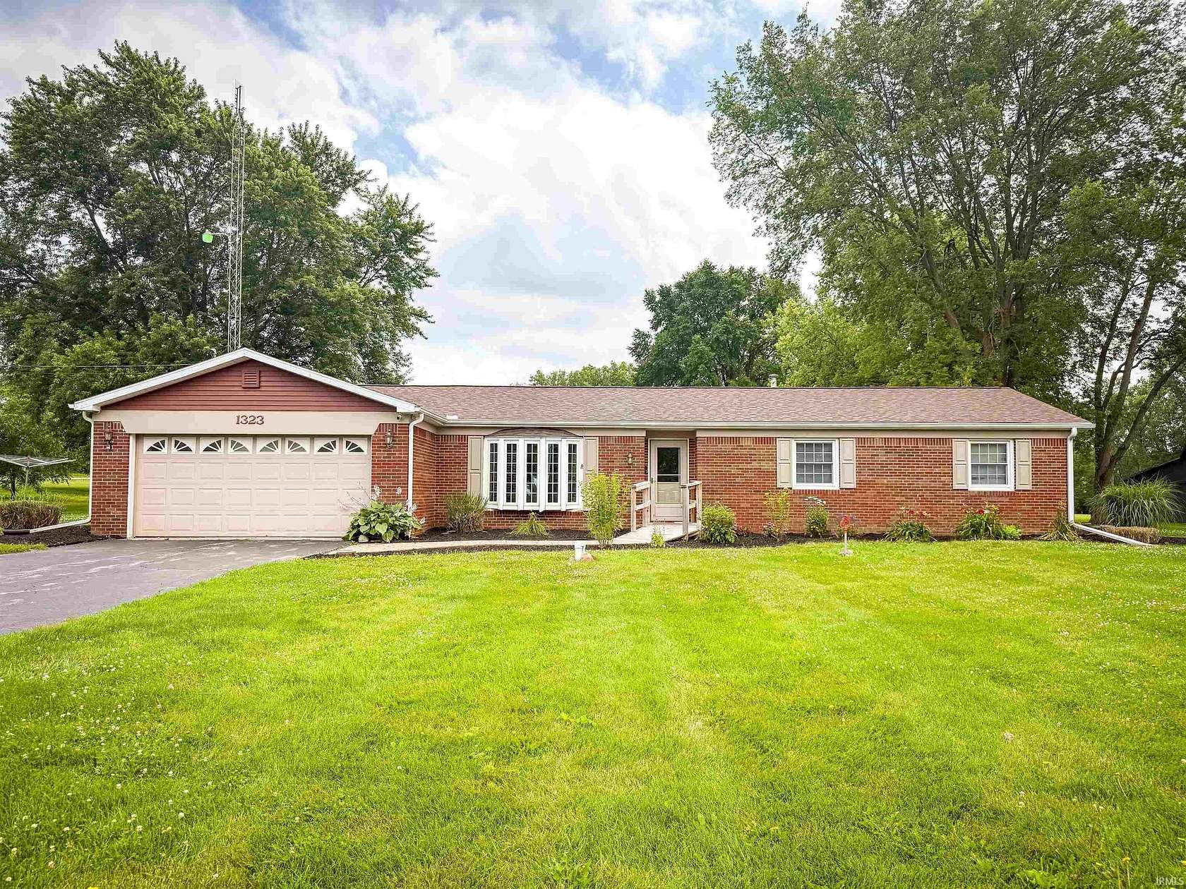 2.27 Acres of Land with Home for Sale in Warsaw, Indiana