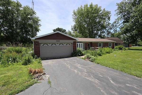 2.27 Acres of Land with Home for Sale in Warsaw, Indiana