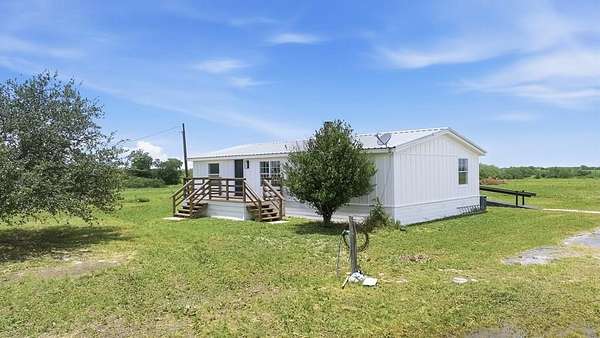 5 Acres of Land with Home for Sale in Hobson, Texas
