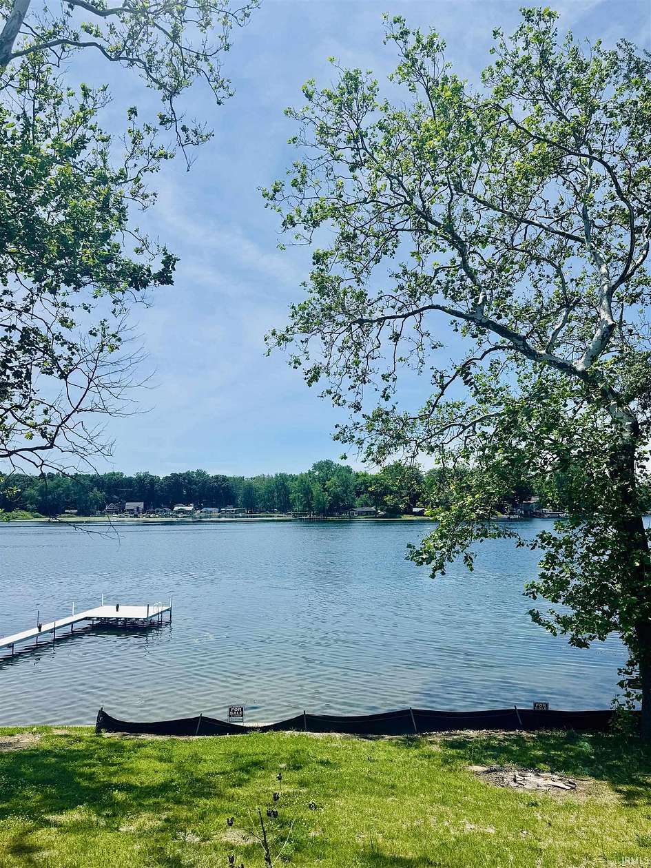 0.25 Acres of Land for Sale in Leesburg, Indiana