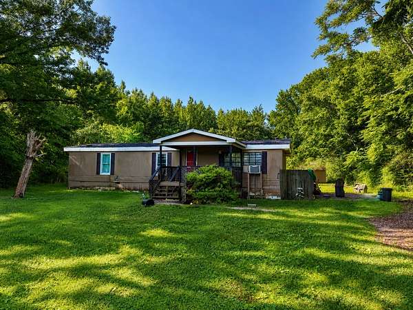 1.83 Acres of Land with Home for Sale in Goodlettsville, Tennessee