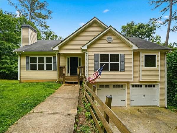 3.6 Acres of Land with Home for Lease in Jasper, Georgia
