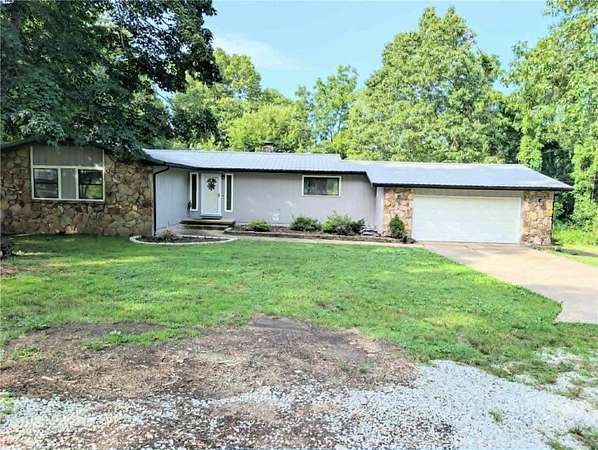 5 Acres of Land with Home for Sale in Harrison, Arkansas