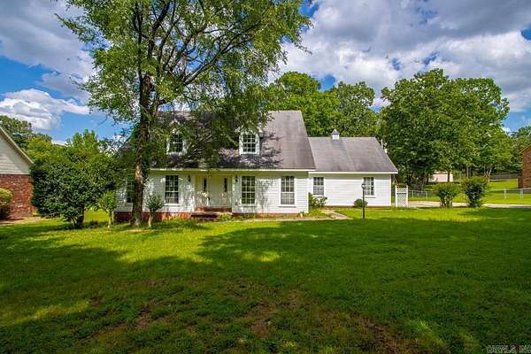 1.76 Acres of Land with Home for Sale in Little Rock, Arkansas