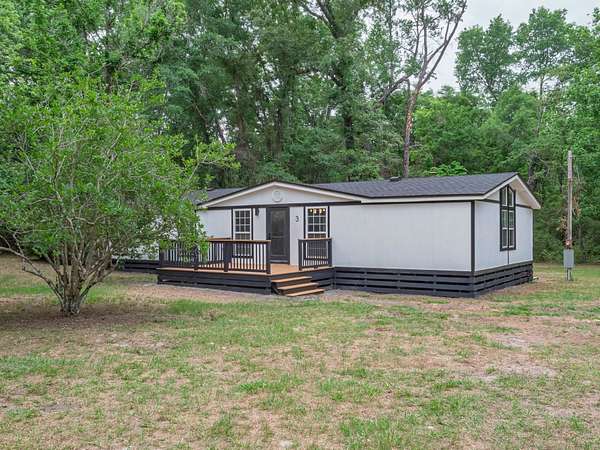 3.1 Acres of Land with Home for Sale in Crawfordville, Florida