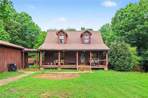 3 Acres of Land with Home for Sale in Temple, Georgia