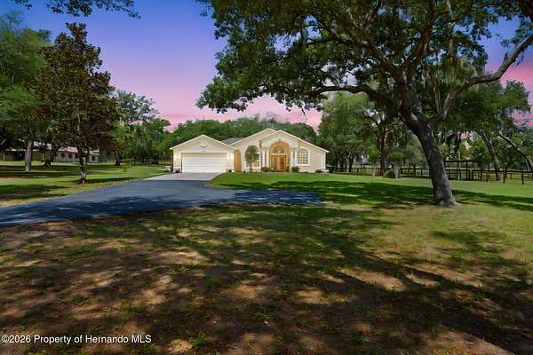 10 Acres of Land with Home for Sale in Dade City, Florida