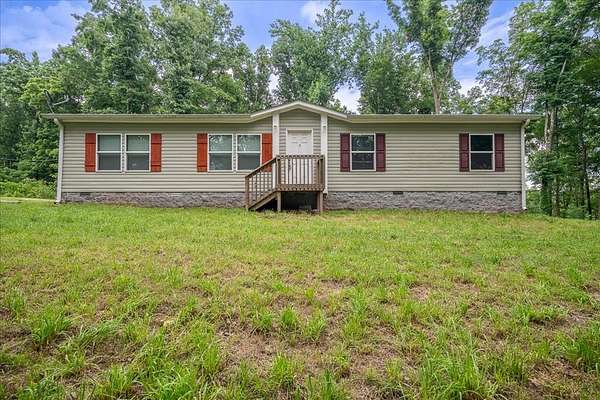 17.5 Acres of Recreational Land with Home for Sale in Hampshire, Tennessee