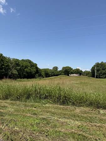 5.12 Acres of Residential Land for Sale in Castalian Springs, Tennessee