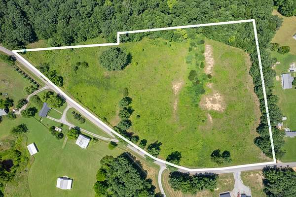 12.4 Acres of Land for Sale in Shady Grove, Tennessee