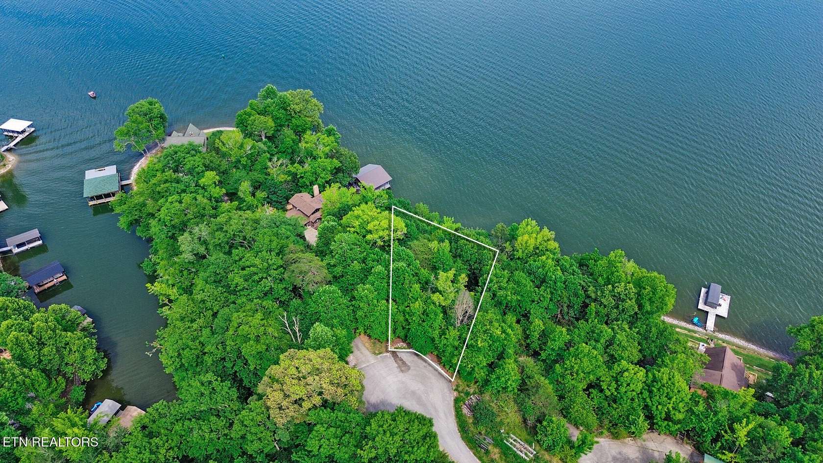 0.34 Acres of Residential Land for Sale in Rockwood, Tennessee