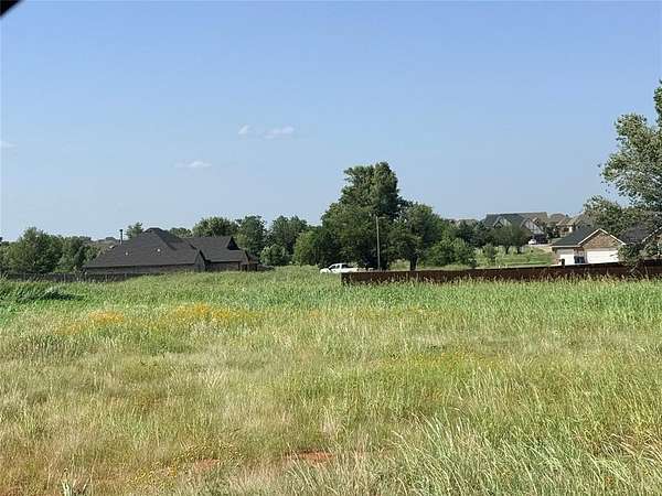 0.86 Acres of Residential Land for Sale in Edmond, Oklahoma
