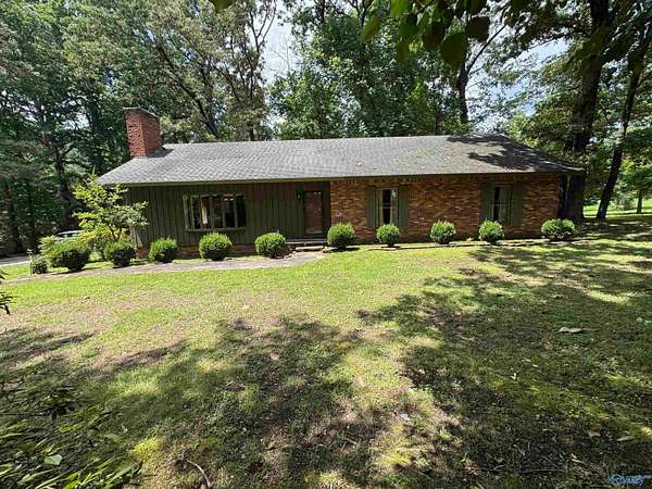 1 Acre of Land with Home for Sale in Boaz, Alabama