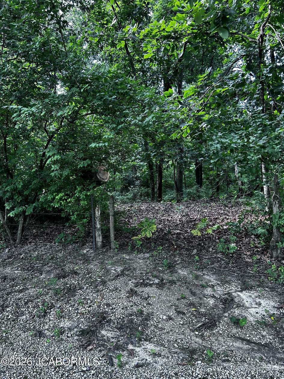 18 Acres of Land for Sale in Jefferson City, Missouri
