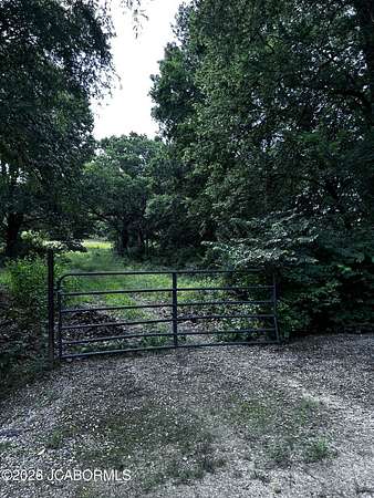 18 Acres of Land for Sale in Jefferson City, Missouri