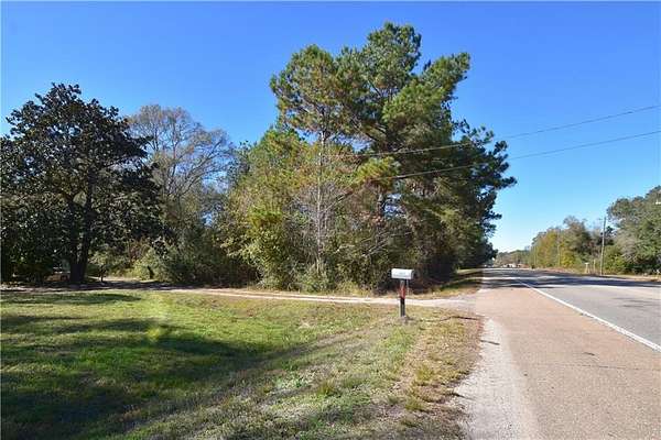 4 Acres of Commercial Land for Sale in Pearl River, Louisiana