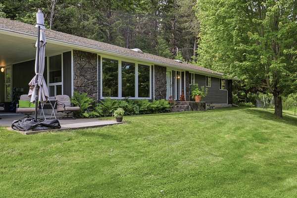 10 Acres of Land with Home for Sale in Chattaroy, Washington