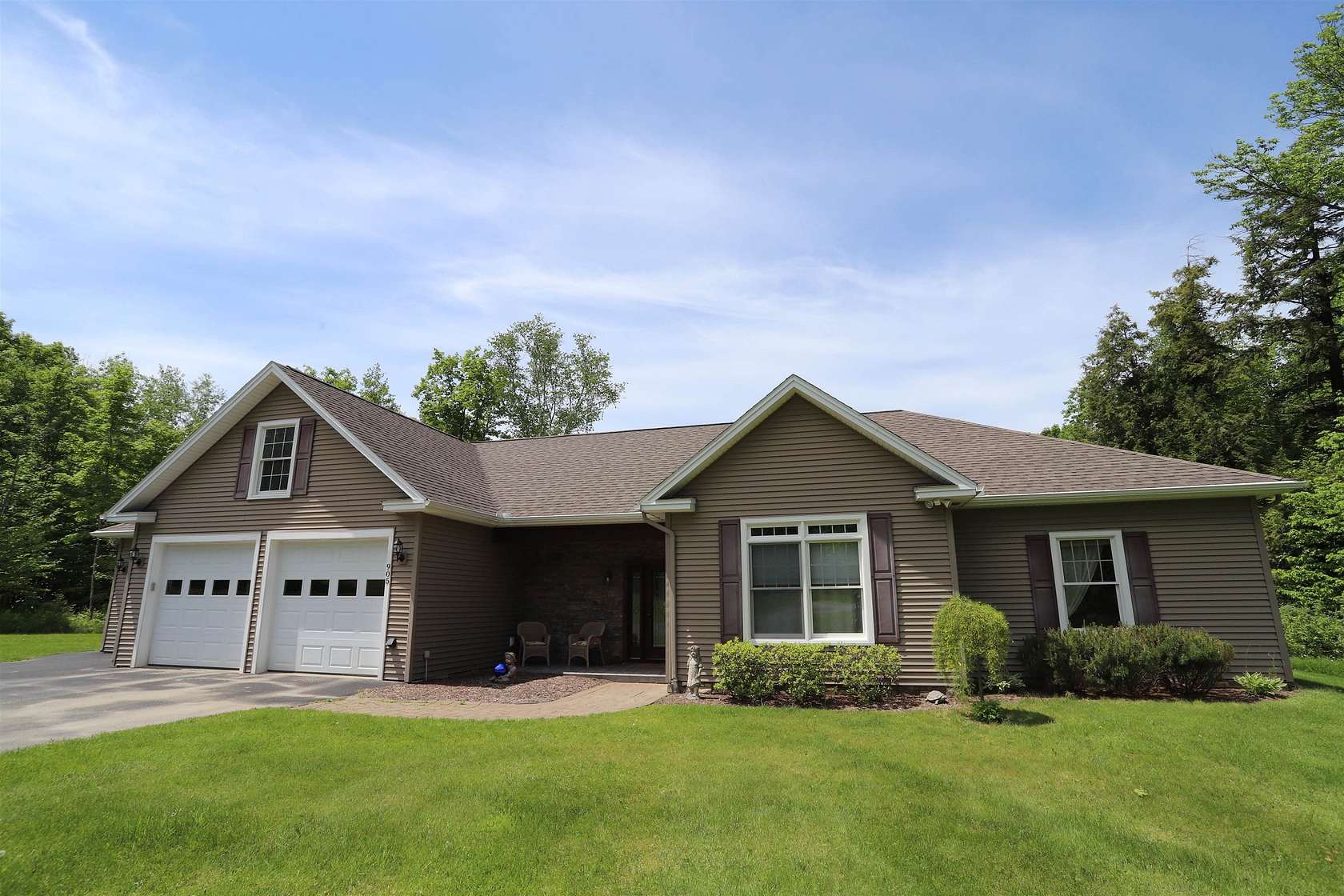 3.32 Acres of Land with Home for Sale in Derby Town, Vermont