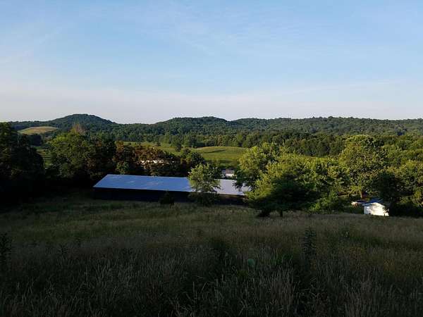 20 Acres of Land with Home for Sale in Berea, Kentucky
