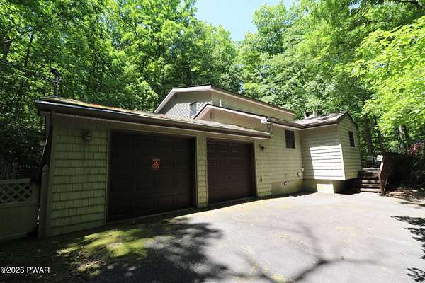 1.6 Acres of Land with Home for Sale in Lackawaxen, Pennsylvania