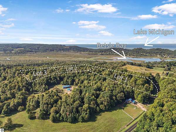 5 Acres of Residential Land for Sale in Frankfort, Michigan