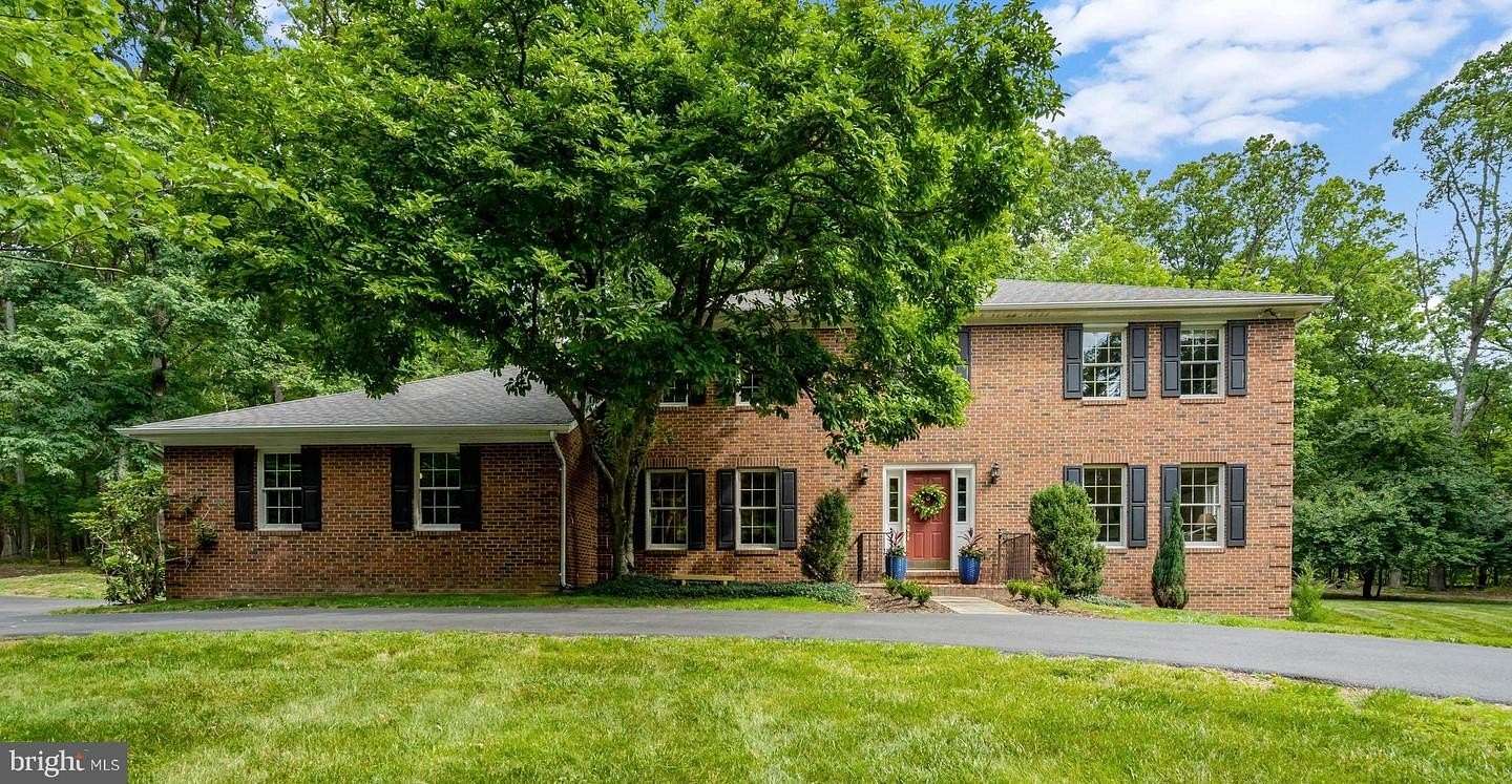 5 Acres of Land with Home for Sale in Haymarket, Virginia