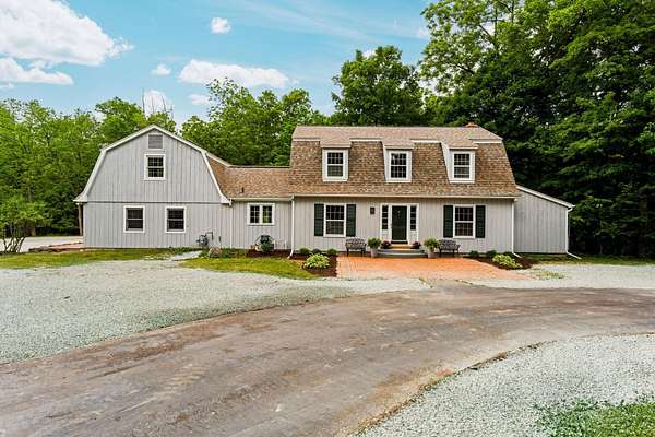 5 Acres of Land with Home for Sale in Ann Arbor, Michigan
