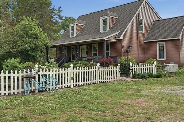 64.8 Acres of Land with Home for Sale in Cumberland, Virginia