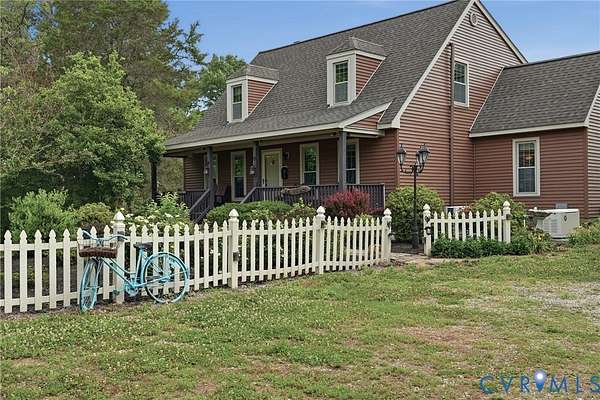 64.8 Acres of Land with Home for Sale in Cumberland, Virginia