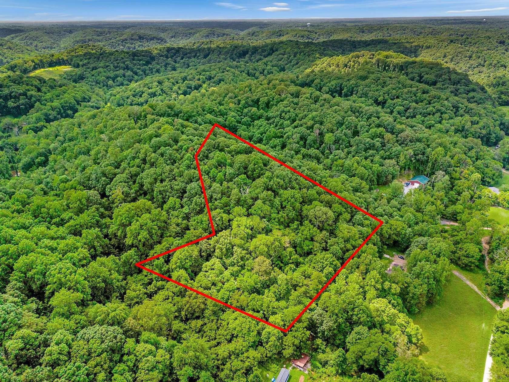 9.75 Acres of Residential Land for Sale in Whites Creek, Tennessee