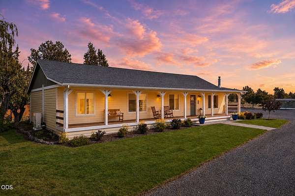 4.6 Acres of Land with Home for Sale in Bend, Oregon