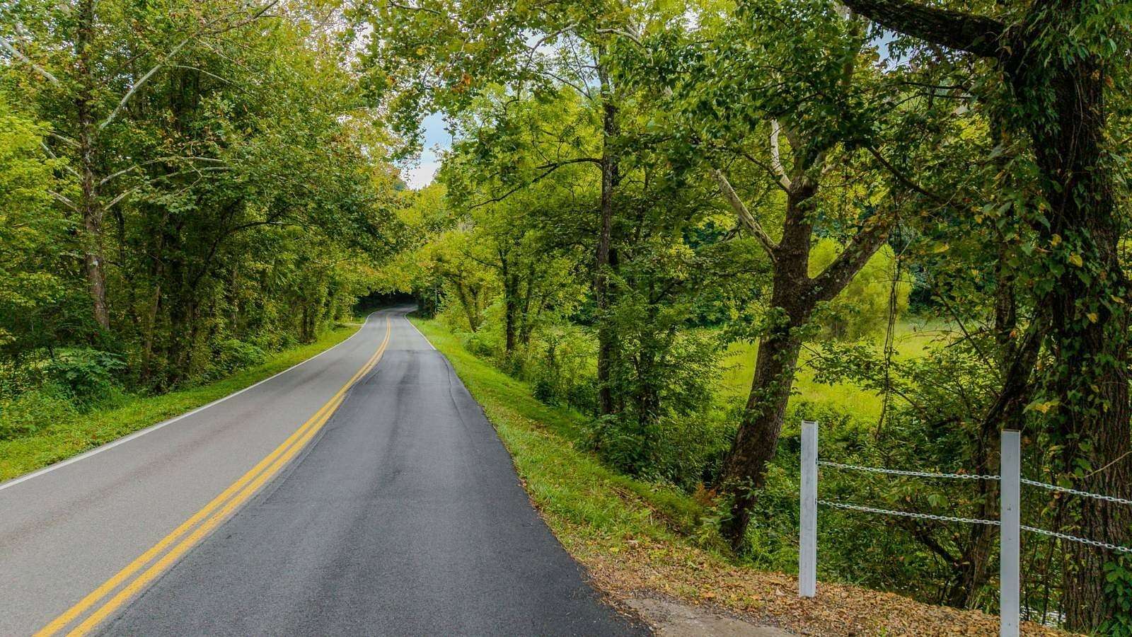 7.24 Acres of Recreational Land for Sale in Sevierville, Tennessee