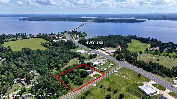 2.79 Acres of Improved Commercial Land for Sale in Frankston, Texas