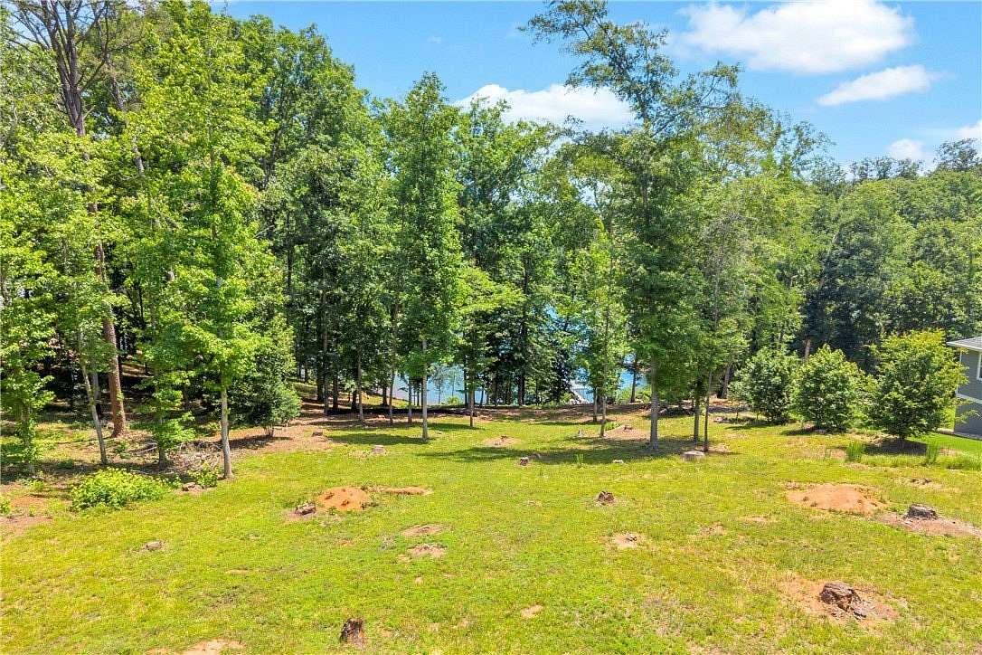 1 Acre of Residential Land for Sale in Seneca, South Carolina