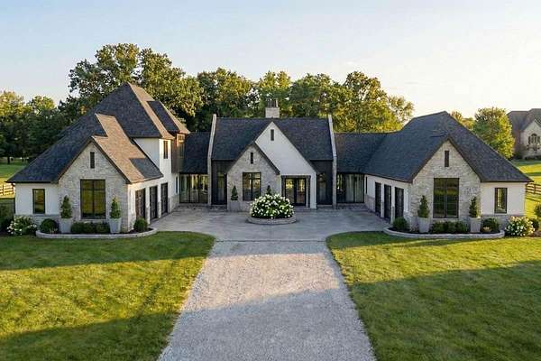 3.29 Acres of Land with Home for Sale in Memphis, Tennessee