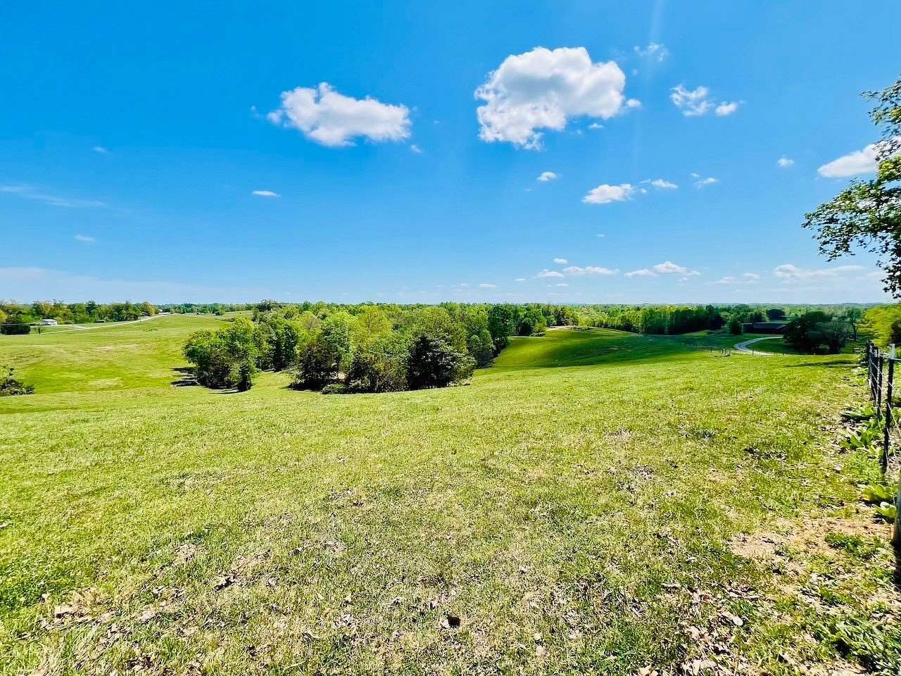 6.78 Acres of Residential Land for Sale in Glens Fork, Kentucky