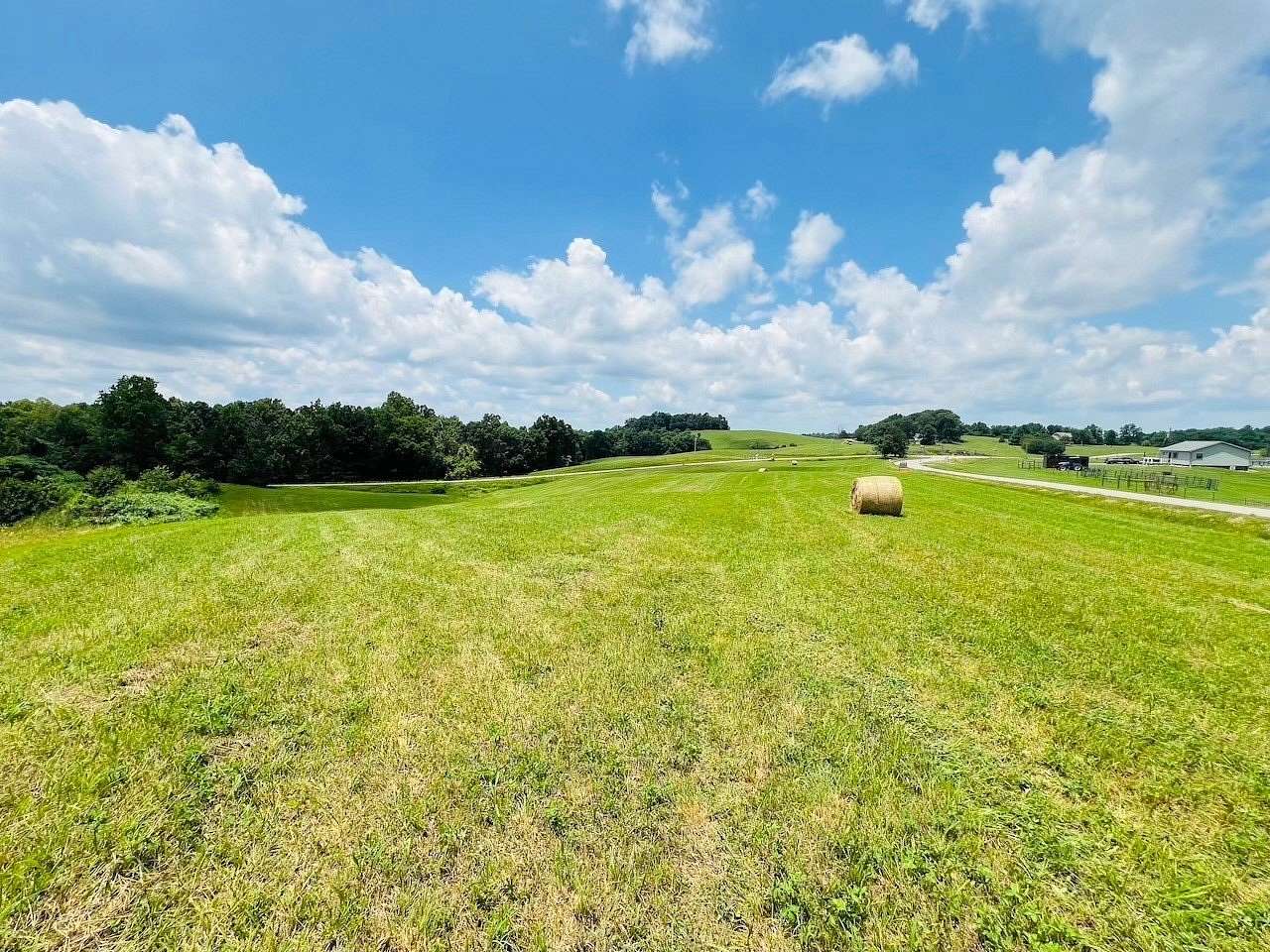 2.22 Acres of Residential Land for Sale in Glens Fork, Kentucky