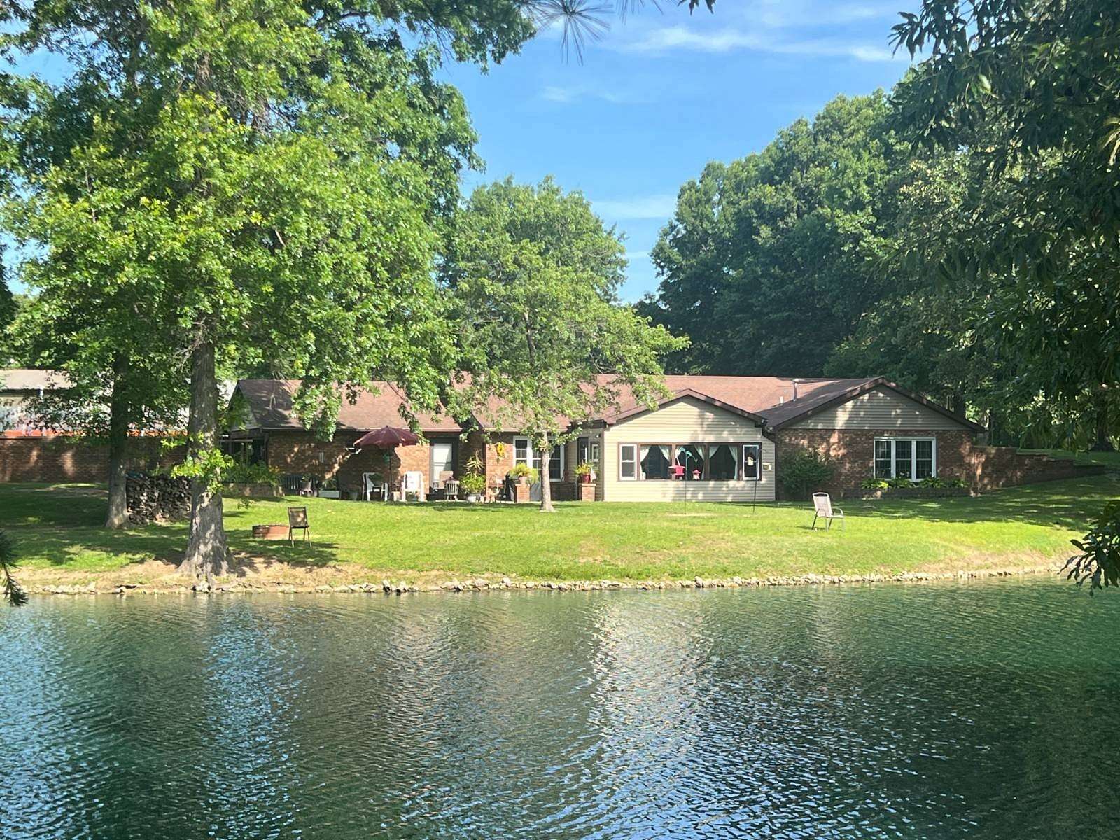 5 Acres of Land with Home for Sale in Carlinville, Illinois